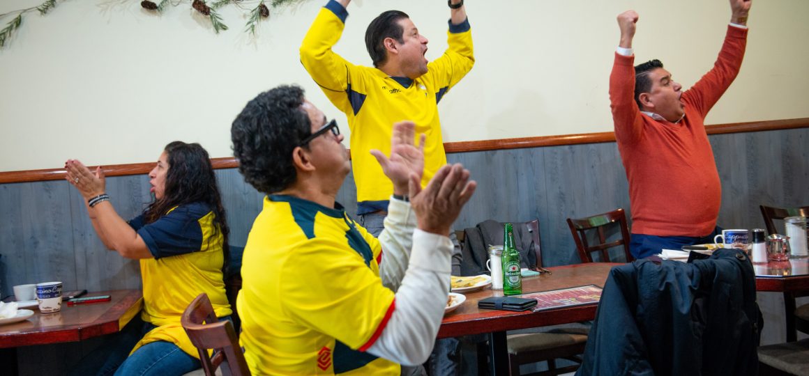 Eduador World Cup Fans Toronto El-Tipico Ecuatoriano